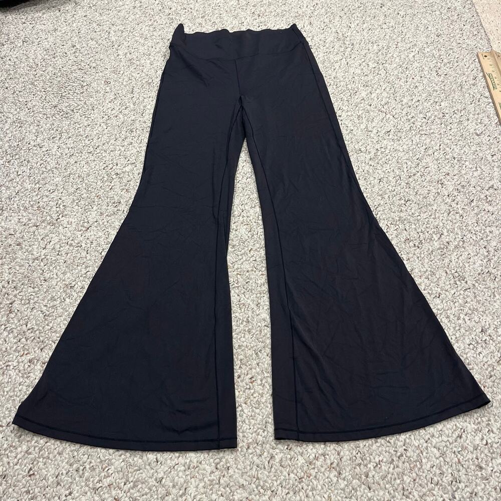 Halara Scrunch Butt Lifting Shaping Yoga Flare Leggings L Black Athleisure